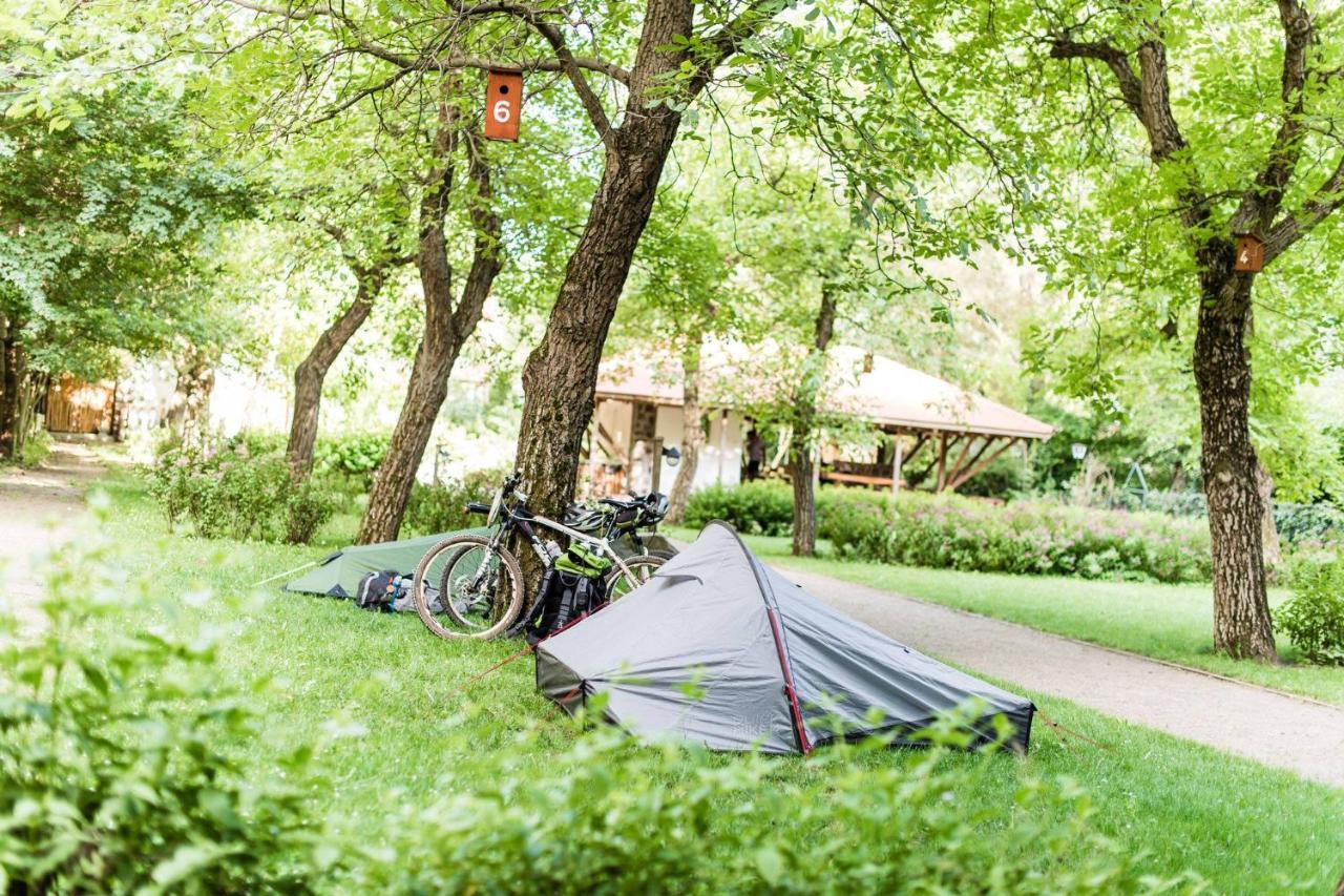 Oeko-Park Panzio, Kemping Es Rendezvenykoezpont Szarvaskő Exterior foto